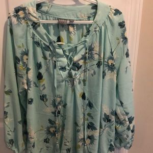 New York & Company Soho blouse